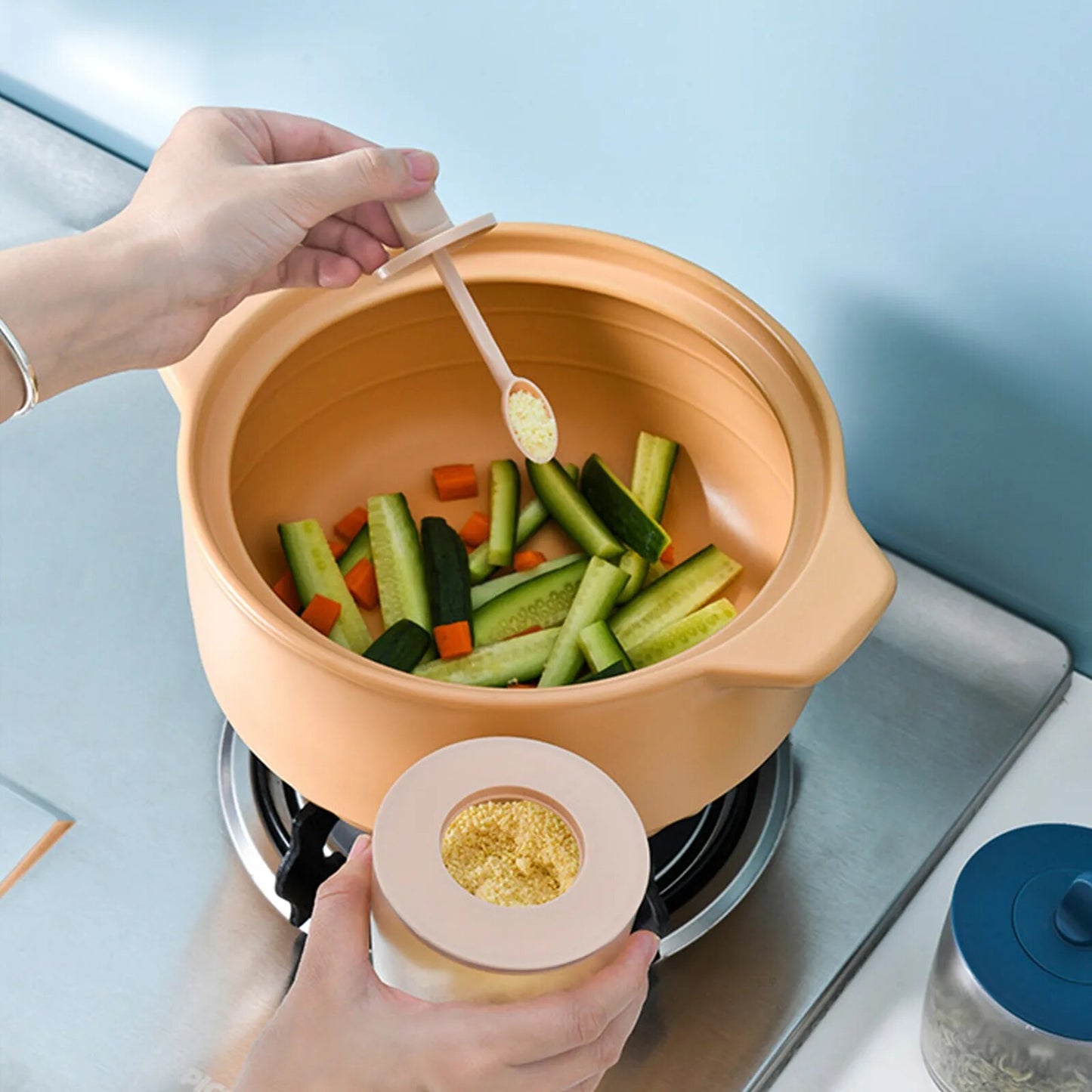 Plastic Seasoning Box